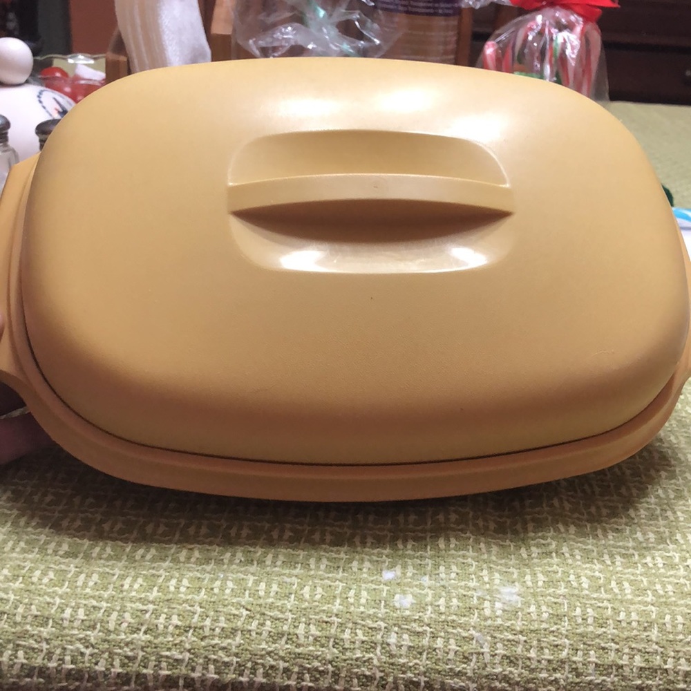 Vintage Tupperware Vegetable Steamer